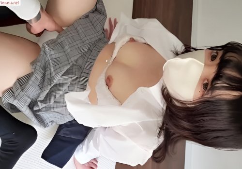 Em nữ sinh Trung Quốc làm gái bán hoa ngoài giờ học thỏa mãn dục vọng